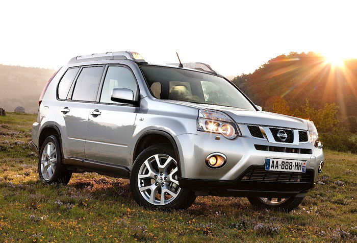 ������ Nissan X-Trail